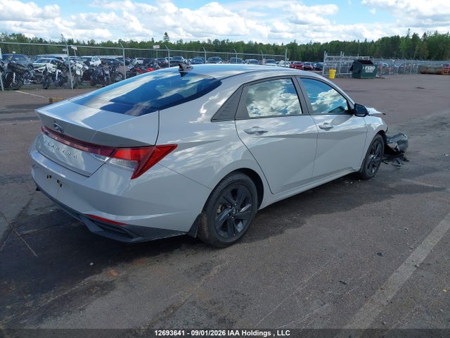 12693641 :رقم المزاد ، KMHLM4AG3MU167662 vin ، 2021 Hyundai Elantra Preferred Ivt With Sun And Tech Package مزاد بيع