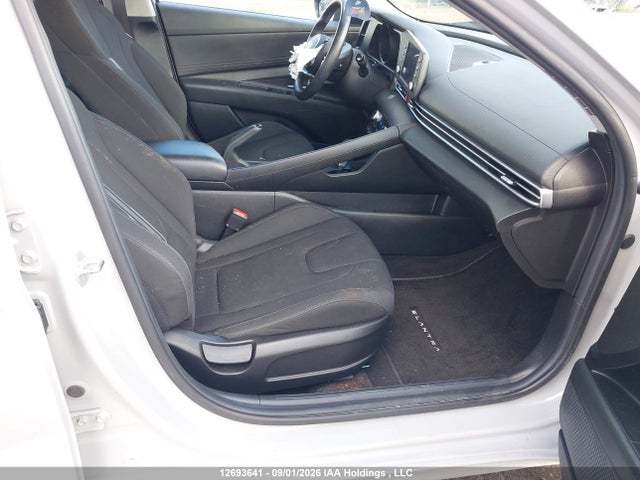 12693641 :رقم المزاد ، KMHLM4AG3MU167662 vin ، 2021 Hyundai Elantra Preferred Ivt With Sun And Tech Package مزاد بيع