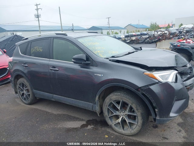 JTMJJREV3HD120244 Toyota Rav4 Hybrid Se