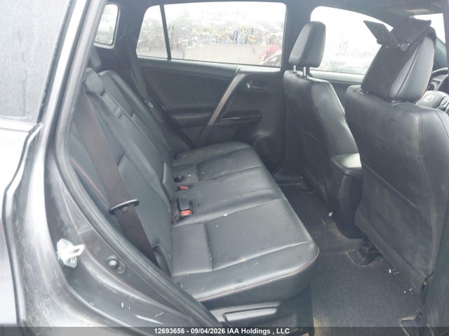 JTMJJREV3HD120244 Toyota Rav4 Hybrid Se