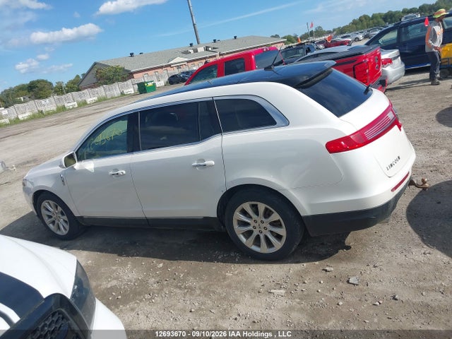 Aukcja sprzedaży 2014 Lincoln Mkt, vin: 2LMHJ5AT7EBL57168, numer aukcji: 12693670