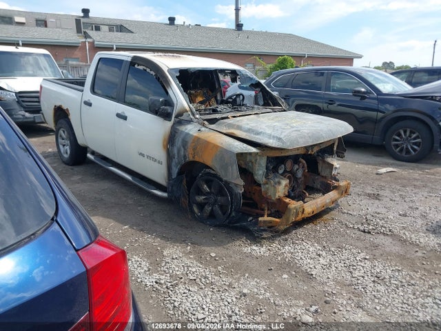12693678 :رقم المزاد ، 1N6AA0EJ0AN306992 vin ، 2010 Nissan Titan Xe/se/le/pro-4x مزاد بيع