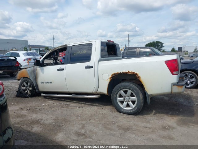 12693678 :رقم المزاد ، 1N6AA0EJ0AN306992 vin ، 2010 Nissan Titan Xe/se/le/pro-4x مزاد بيع