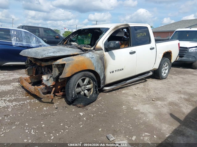 12693678 :رقم المزاد ، 1N6AA0EJ0AN306992 vin ، 2010 Nissan Titan Xe/se/le/pro-4x مزاد بيع