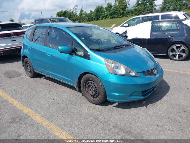 2013 Honda Fit Lx მანქანა იყიდება აუქციონზე, vin: LUCGE8H58D3006076, აუქციონის ნომერი: 12686742