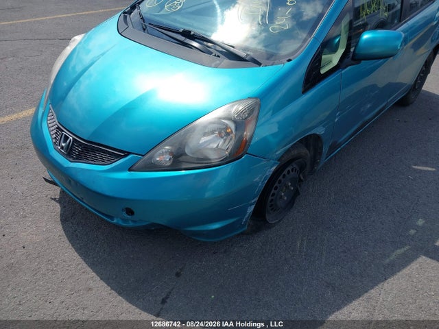 2013 Honda Fit Lx მანქანა იყიდება აუქციონზე, vin: LUCGE8H58D3006076, აუქციონის ნომერი: 12686742