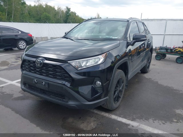 Toyota Rav4 Xle 2021 2T3R1RFV9MC187253 Image 2