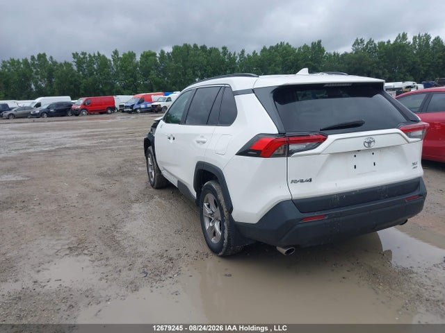 Toyota Rav4 Xle 2022 2T3R1RFV7NC271198 Image 3