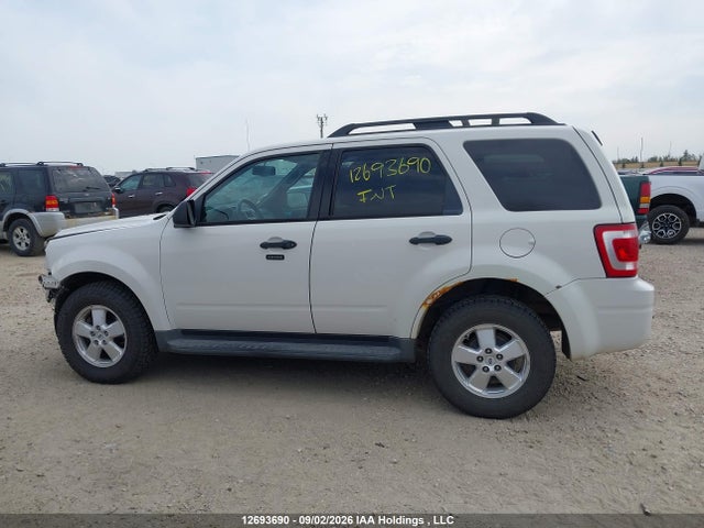 12693690 :رقم المزاد ، 1FMCU93G79KC37628 vin ، 2009 Ford Escape Xlt Automatic مزاد بيع