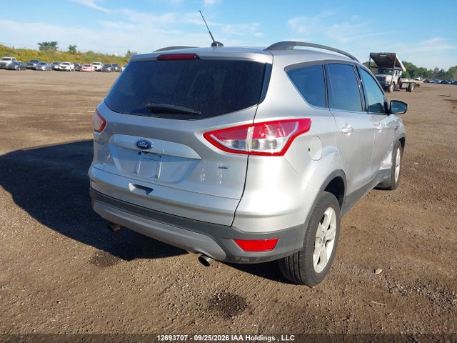 Ford ESCAPE SE 2015 1FMCU0G7XFUC18187 Image 4