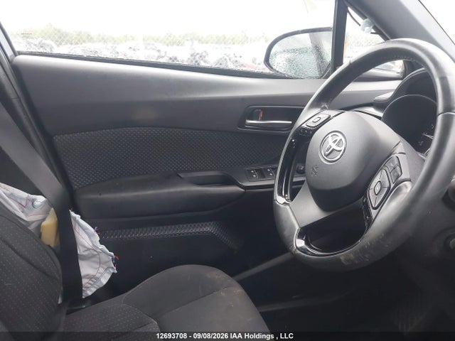 Продаж на аукціоні авто 2018 Toyota C-hr Xle, vin: NMTKHMBXXJR030767, номер лоту: 12693708