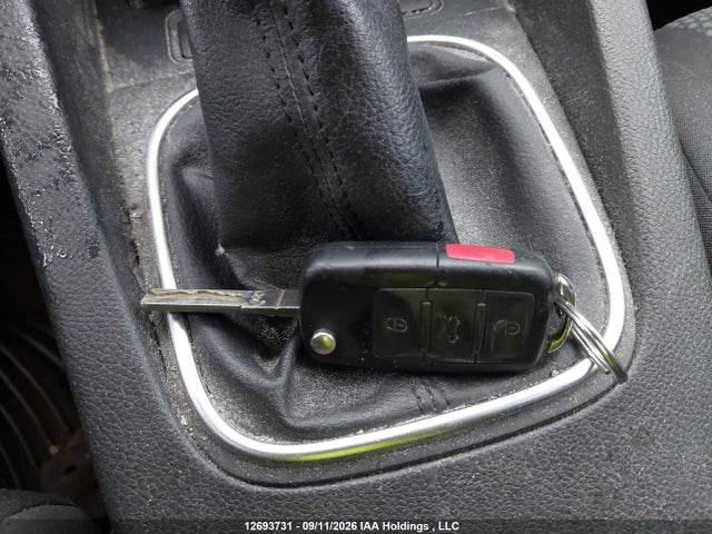 2010 Volkswagen Jetta 2.0t მანქანა იყიდება აუქციონზე, vin: 3VWHJ7AJ8AM014532, აუქციონის ნომერი: 12693731
