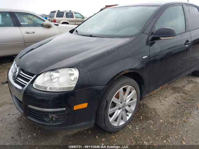 2010 Volkswagen Jetta 2.0t მანქანა იყიდება აუქციონზე, vin: 3VWHJ7AJ8AM014532, აუქციონის ნომერი: 12693731