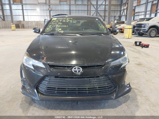 12693742 :رقم المزاد ، JTKJF5C76F3096001 vin ، 2015 Scion Tc مزاد بيع