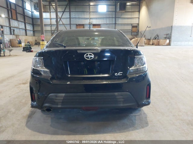 12693742 :رقم المزاد ، JTKJF5C76F3096001 vin ، 2015 Scion Tc مزاد بيع