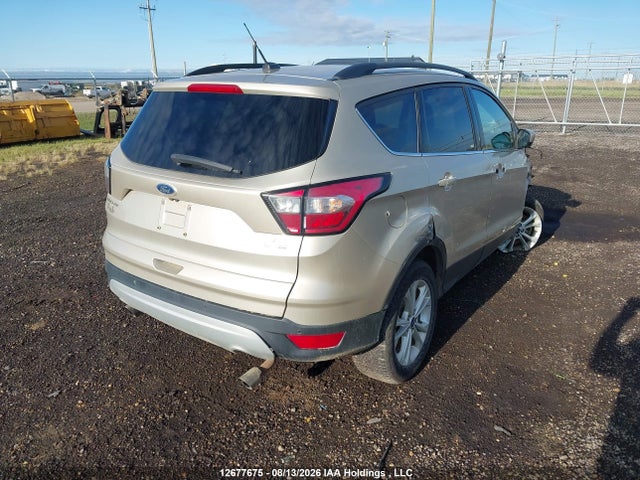 Ford ESCAPE SE 2017 1FMCU9GD5HUE27186 Image 4