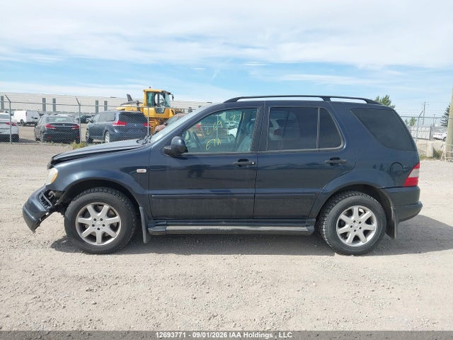 2000 Mercedes-benz Ml 430 მანქანა იყიდება აუქციონზე, vin: 4JGAB72E7YA154500, აუქციონის ნომერი: 12693771
