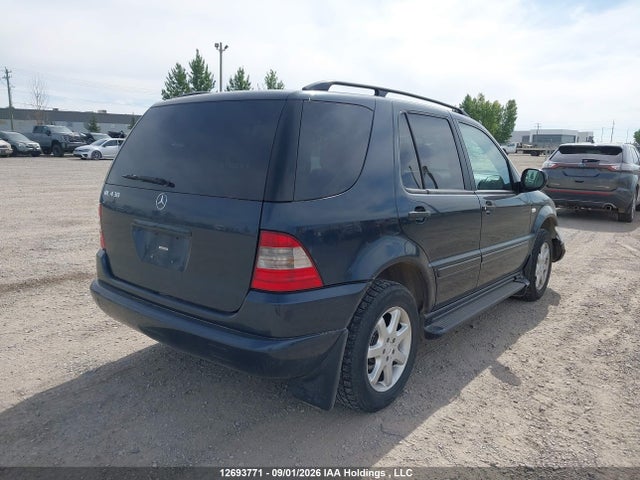 2000 Mercedes-benz Ml 430 მანქანა იყიდება აუქციონზე, vin: 4JGAB72E7YA154500, აუქციონის ნომერი: 12693771