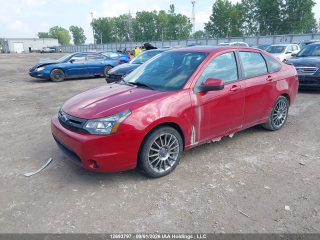 12693797 :رقم المزاد ، 1FAHP3GN2AW211027 vin ، 2010 Ford Focus Ses مزاد بيع