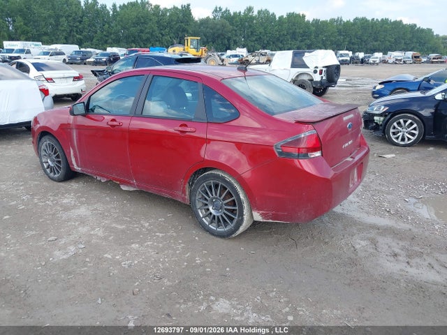 12693797 :رقم المزاد ، 1FAHP3GN2AW211027 vin ، 2010 Ford Focus Ses مزاد بيع