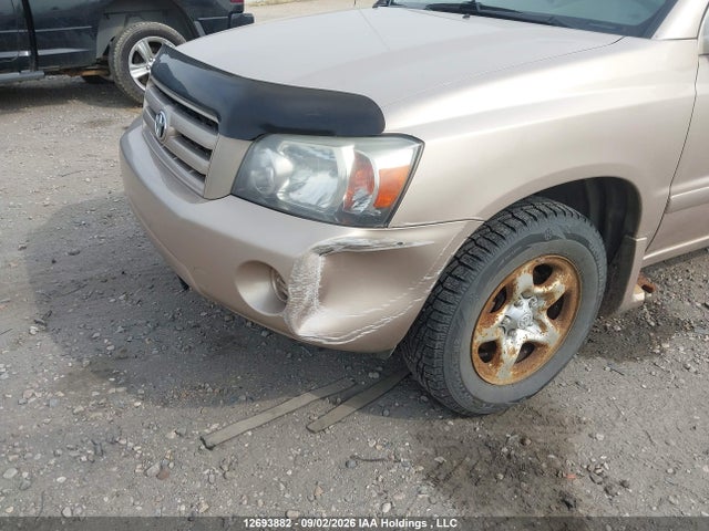 Auction sale of the 2004 Toyota Highlander, vin: JTEEP21A040005902, lot number: 12693882