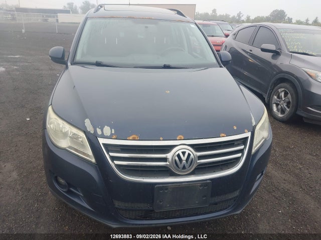 2011 Volkswagen Tiguan მანქანა იყიდება აუქციონზე, vin: WVGBV7AXXBW526159, აუქციონის ნომერი: 12693883