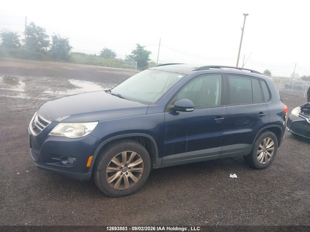 2011 Volkswagen Tiguan მანქანა იყიდება აუქციონზე, vin: WVGBV7AXXBW526159, აუქციონის ნომერი: 12693883
