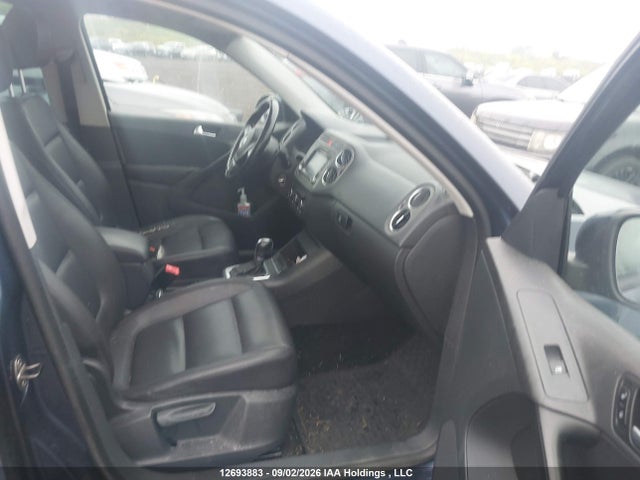 2011 Volkswagen Tiguan მანქანა იყიდება აუქციონზე, vin: WVGBV7AXXBW526159, აუქციონის ნომერი: 12693883