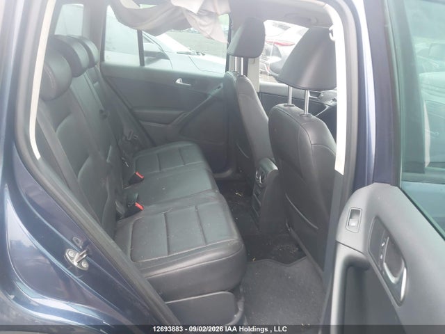 2011 Volkswagen Tiguan მანქანა იყიდება აუქციონზე, vin: WVGBV7AXXBW526159, აუქციონის ნომერი: 12693883