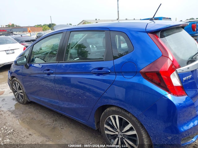 Honda Fit 2018 3HGGK5H77JM100314 Image 14