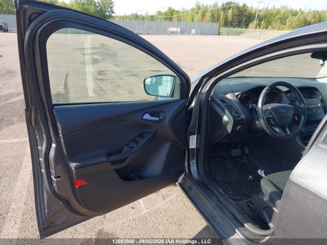 Aukcja sprzedaży 2018 Ford Focus Se, vin: 1FADP3K26JL290313, numer aukcji: 12693900