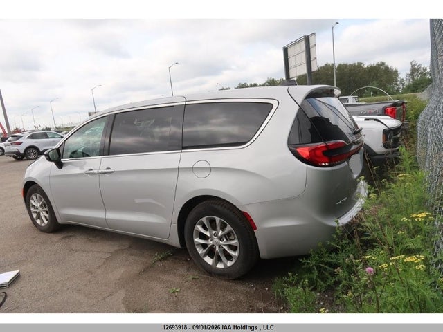 Chrysler Pacifica Limited 2026 2C4RC1GG2TR244198 Image 4