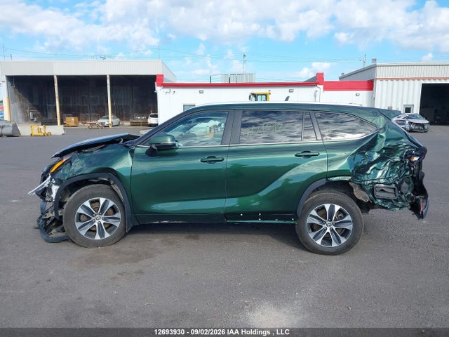 5TDKDRBH8PS522368 Toyota Highlander Xle