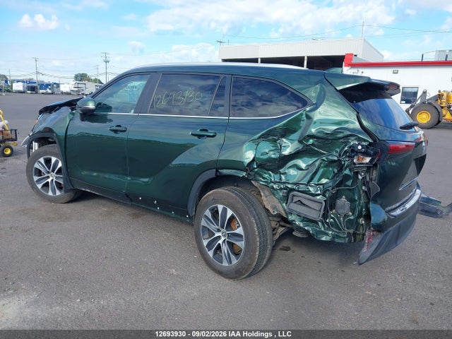 5TDKDRBH8PS522368 Toyota Highlander Xle