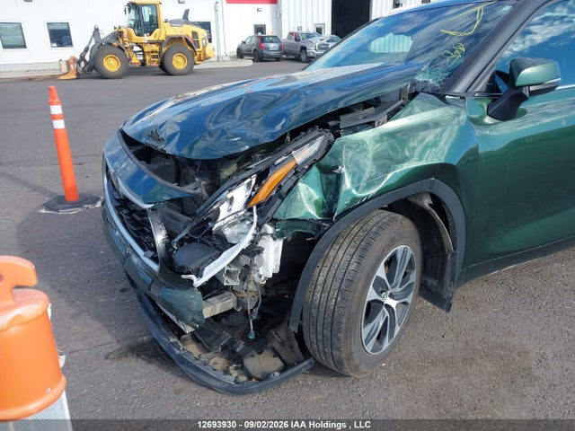 5TDKDRBH8PS522368 Toyota Highlander Xle