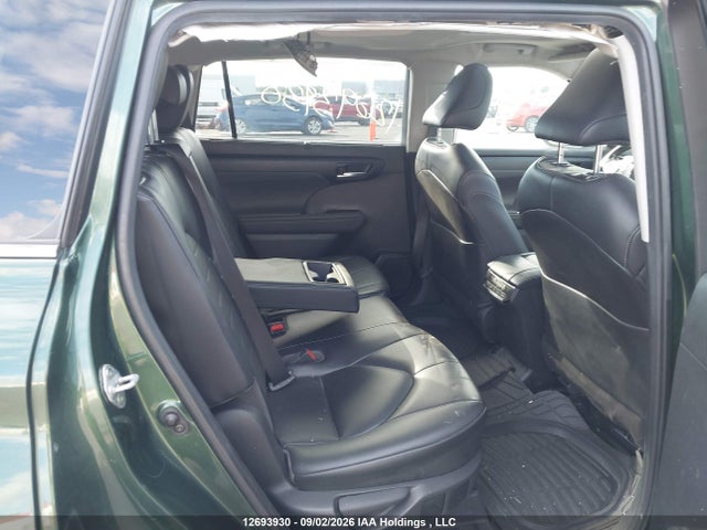 5TDKDRBH8PS522368 Toyota Highlander Xle