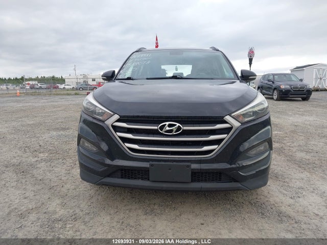 Продажа на аукционе авто 2017 Hyundai Tucson Luxury, vin: KM8J3CA48HU518078, номер лота: 12693931