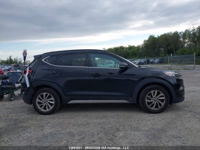 Продажа на аукционе авто 2017 Hyundai Tucson Luxury, vin: KM8J3CA48HU518078, номер лота: 12693931