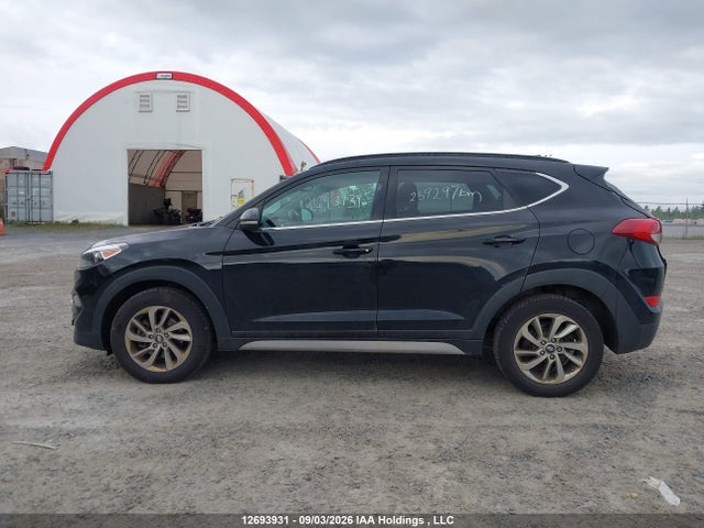 Продажа на аукционе авто 2017 Hyundai Tucson Luxury, vin: KM8J3CA48HU518078, номер лота: 12693931