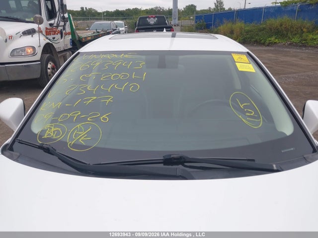 Lexus CT 200H 2015 JTHKD5BH0F2234440 Image 18