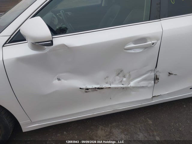 Lexus CT 200H 2015 JTHKD5BH0F2234440 Image 6