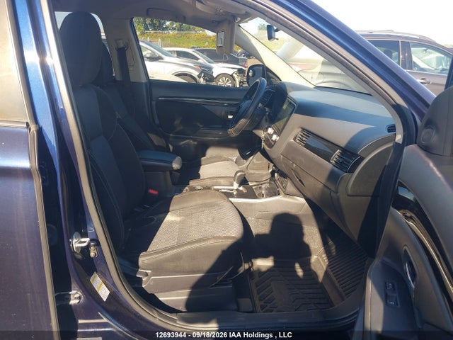 Продаж на аукціоні авто 2020 Mitsubishi Outlander, vin: JA4AZ2A39LZ602565, номер лоту: 12693944
