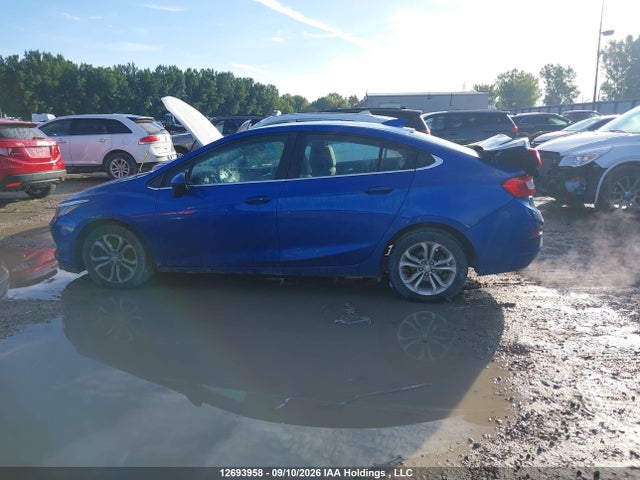 Chevrolet CRUZE LT 2019 1G1BE5SM2K7139198 Image 13