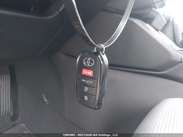 Toyota RAV4 2026 2T36CRAV3TC004934 Image 11
