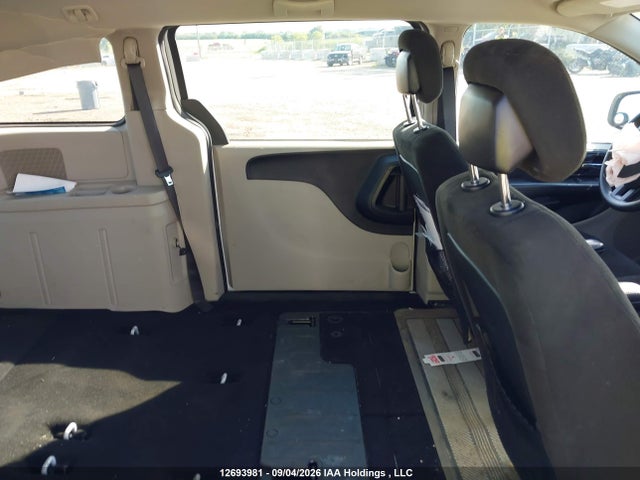 2015 Dodge Grand Caravan Se/sxt მანქანა იყიდება აუქციონზე, vin: 2C4RDGBG0FR680950, აუქციონის ნომერი: 12693981