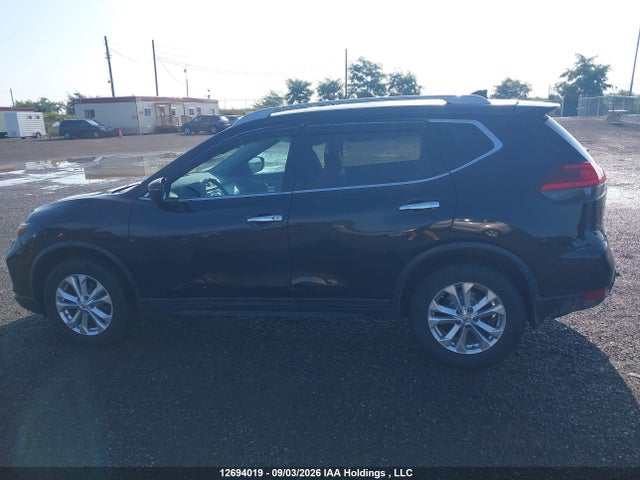 Продаж на аукціоні авто 2017 Nissan Rogue Sv/sl, vin: 5N1AT2MV5HC779687, номер лоту: 12694019