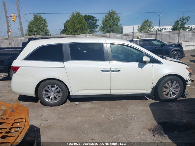 Honda Odyssey 2015 5FNRL5H4XFB505315 Image 14
