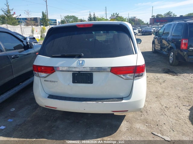 Honda Odyssey 2015 5FNRL5H4XFB505315 Image 17