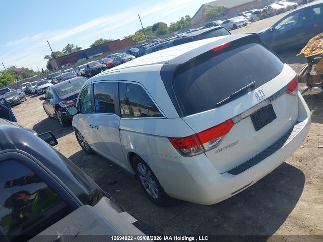 Honda Odyssey 2015 5FNRL5H4XFB505315 Image 3