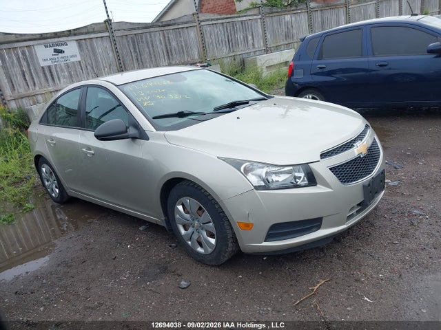 12694038 :رقم المزاد ، 1G1PL5SH5D7303612 vin ، 2013 Chevrolet Cruze Ls مزاد بيع